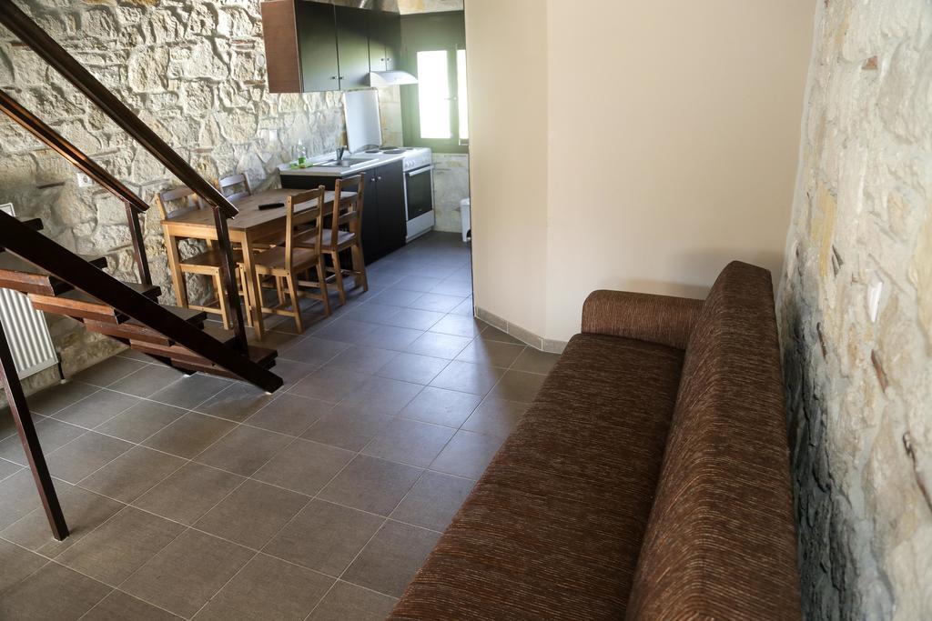 Gioulis Apartments & Studios Nea Plagia Zewnętrze zdjęcie